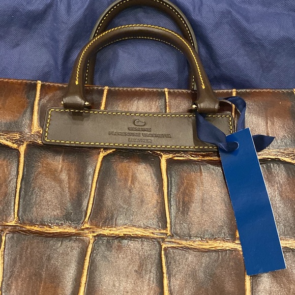 Vintage Dooney and Bourke crocodile print bag - Picture 3 of 13